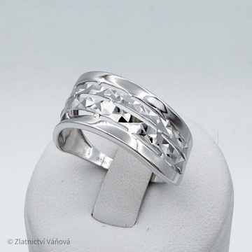 Stříbrný prsten masivní bez zirkonů